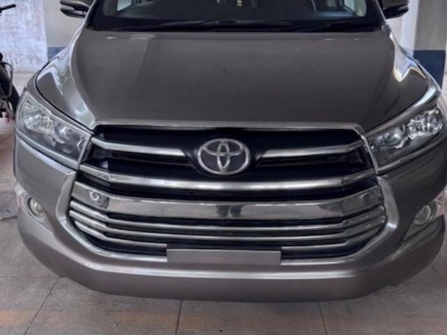 Toyota Innova