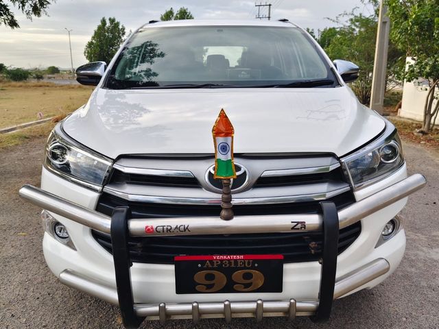 Toyota Innova