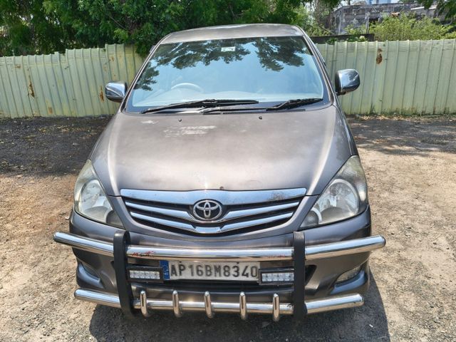 Toyota Innova